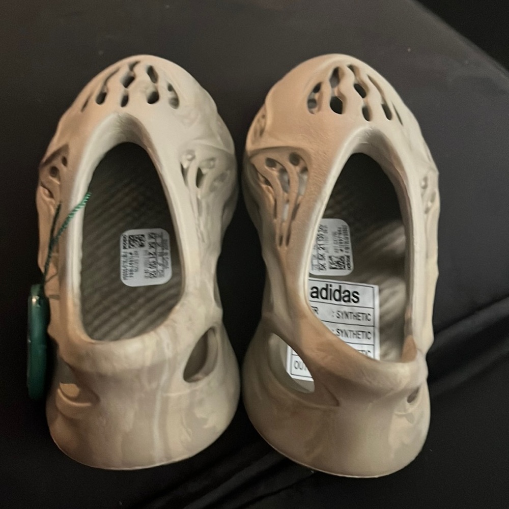 I’m selling shoes from Stockx the best online app
